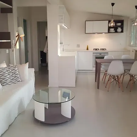 Attico Sui Pini Apartment